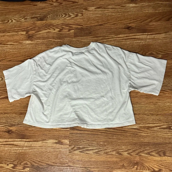 Cropped YALL Graphic Tee, Large - Picture 3 of 6